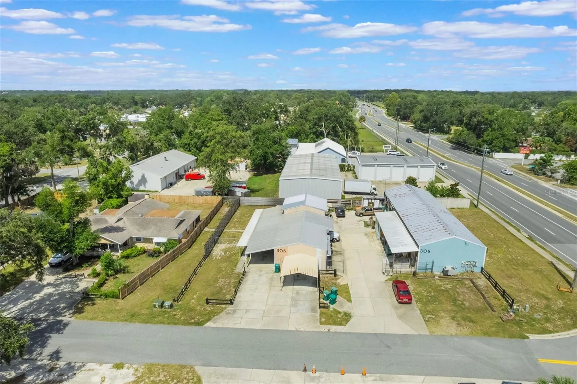 300 N Dixie Avenue Fruitland Park FL 34731