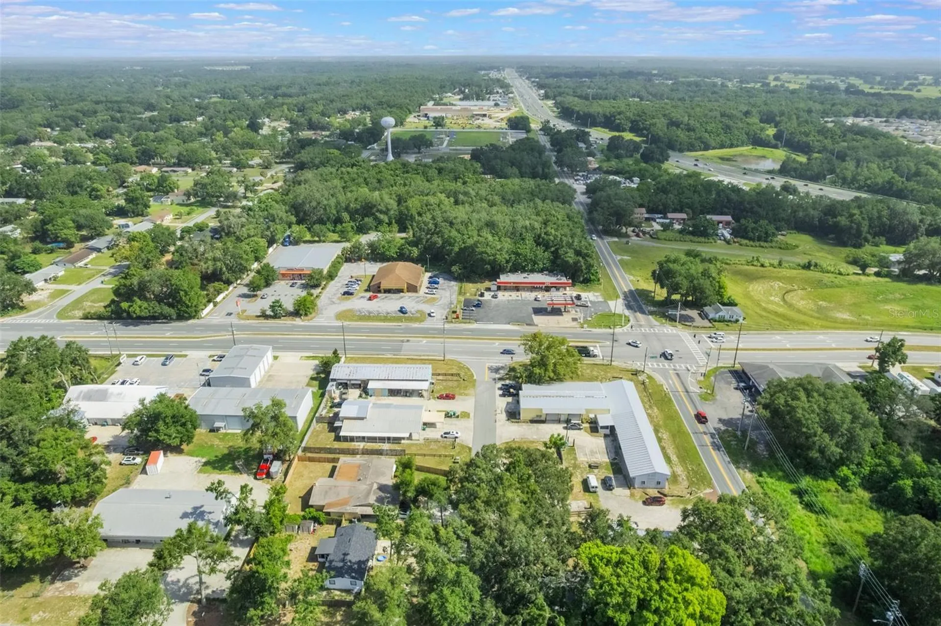 300 N Dixie Avenue Fruitland Park FL 34731