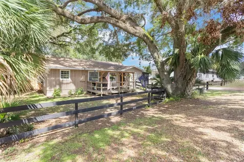 300 N Dixie Avenue Fruitland Park FL 34731