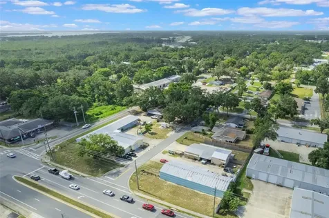 300 N Dixie Avenue Fruitland Park FL 34731