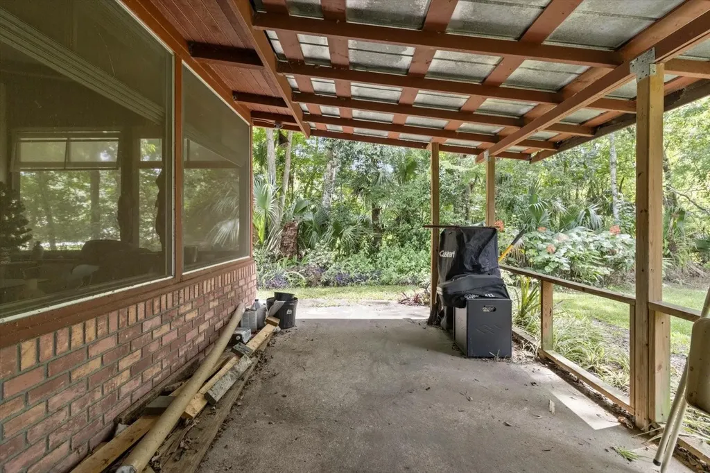 516 S Tuck Point Inverness FL 34450