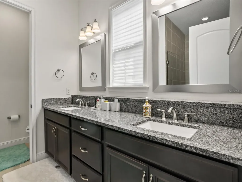 13262 Winterton Lane Orlando FL 32832