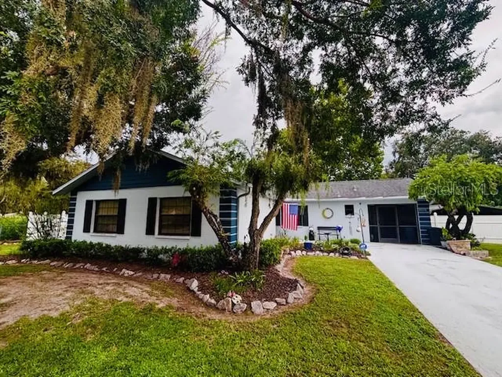 38648 Ferm Circle Zephyrhills FL 33540