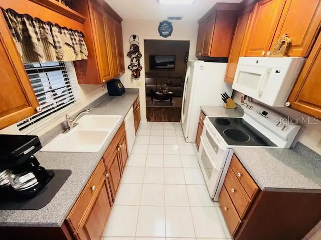 38648 Ferm Circle Zephyrhills FL 33540