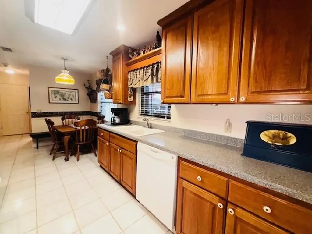 38648 Ferm Circle Zephyrhills FL 33540
