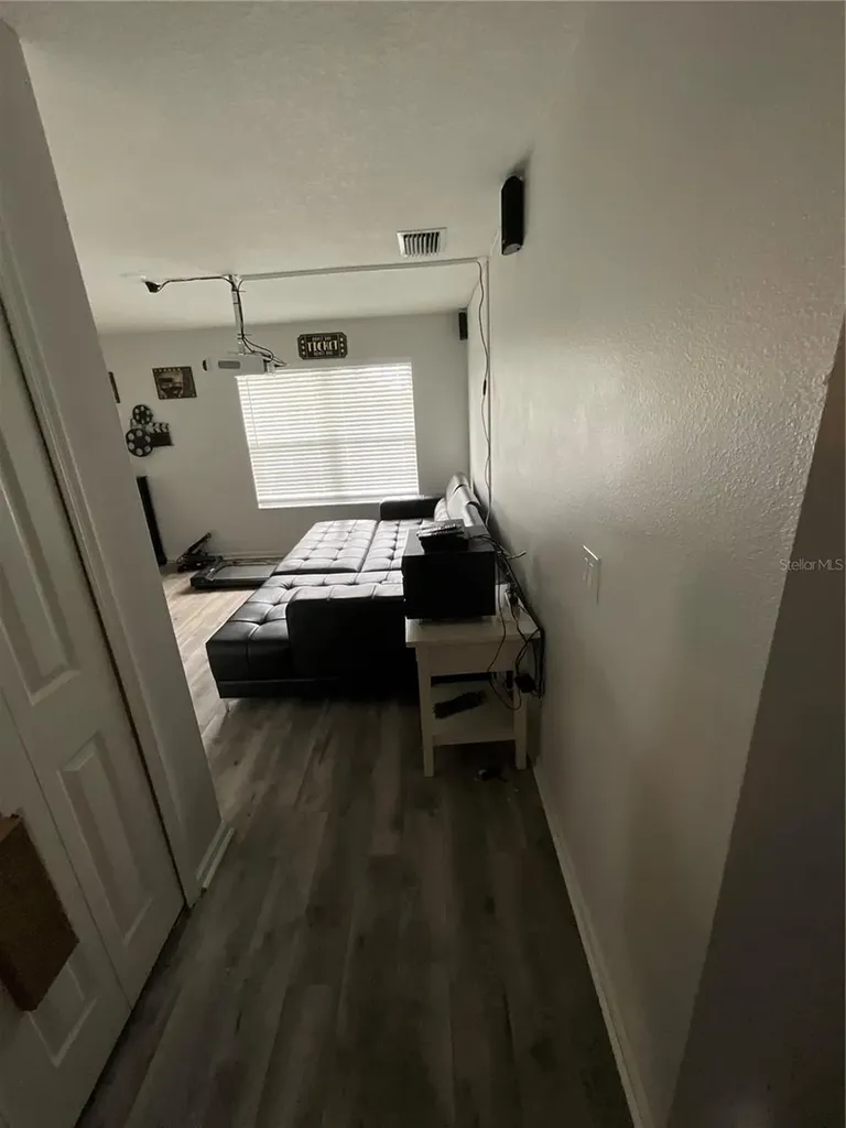1404 Swainson Court Orlando FL 32837