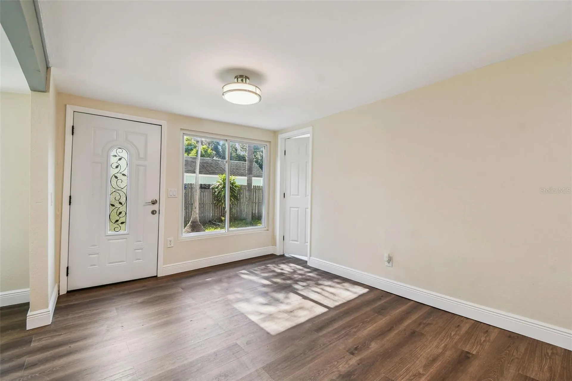 711 Smith Street Clearwater FL 33756