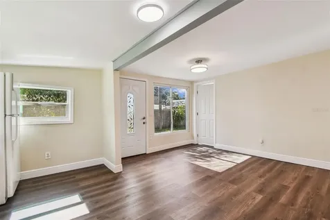 711 Smith Street Clearwater FL 33756