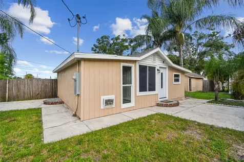 711 Smith Street Clearwater FL 33756