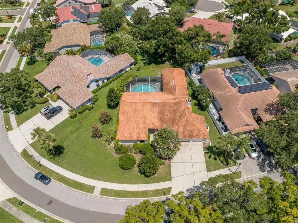167 Woodcreek Drive W Safety Harbor FL 34695