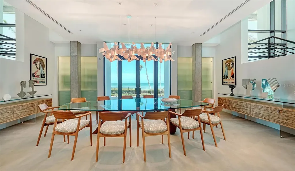 8250 Sanderling Road Sarasota FL 34242