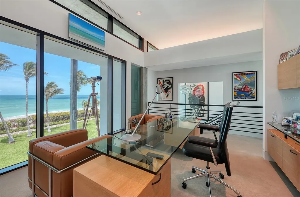 8250 Sanderling Road Sarasota FL 34242