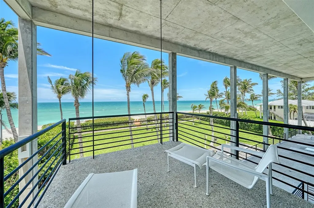 8250 Sanderling Road Sarasota FL 34242