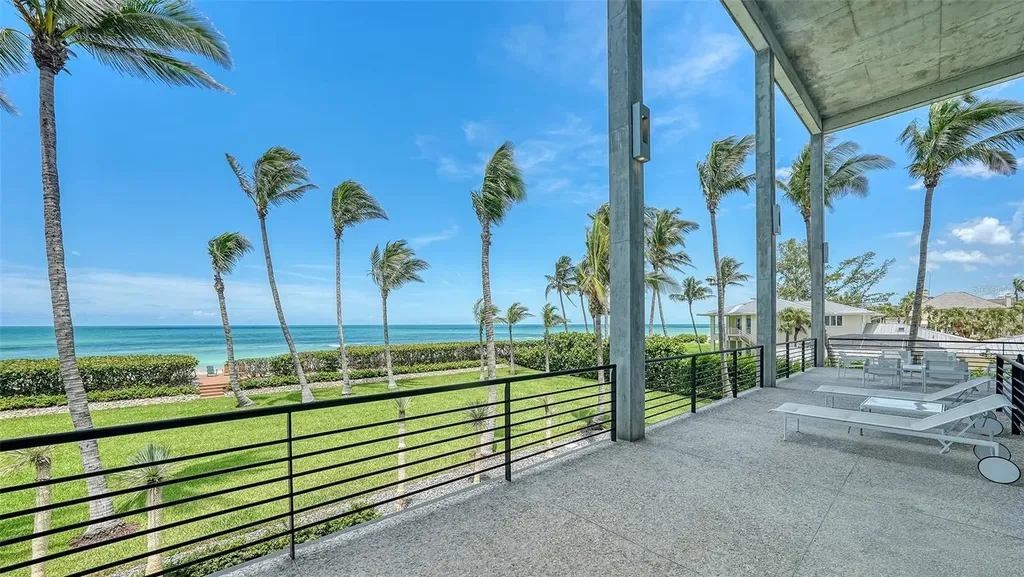 8250 Sanderling Road Sarasota FL 34242