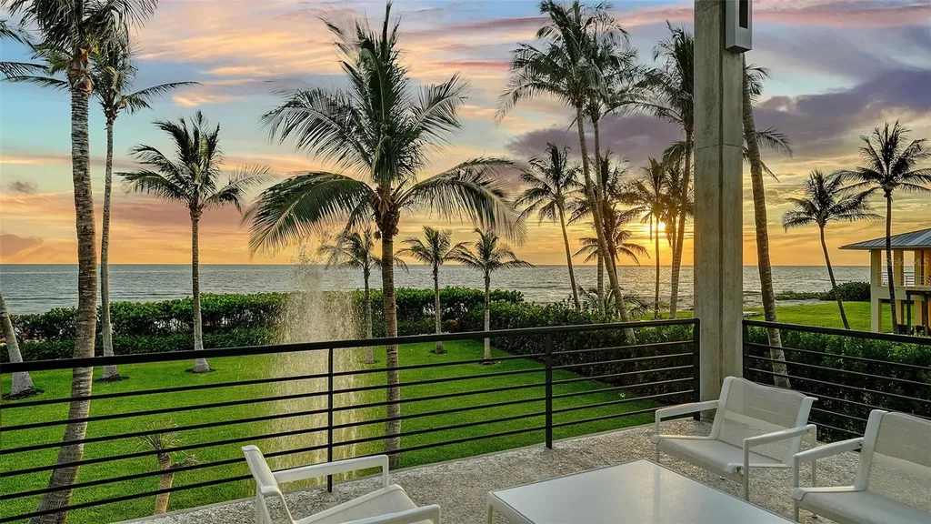 8250 Sanderling Road Sarasota FL 34242