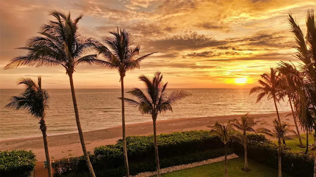 8250 Sanderling Road Sarasota FL 34242