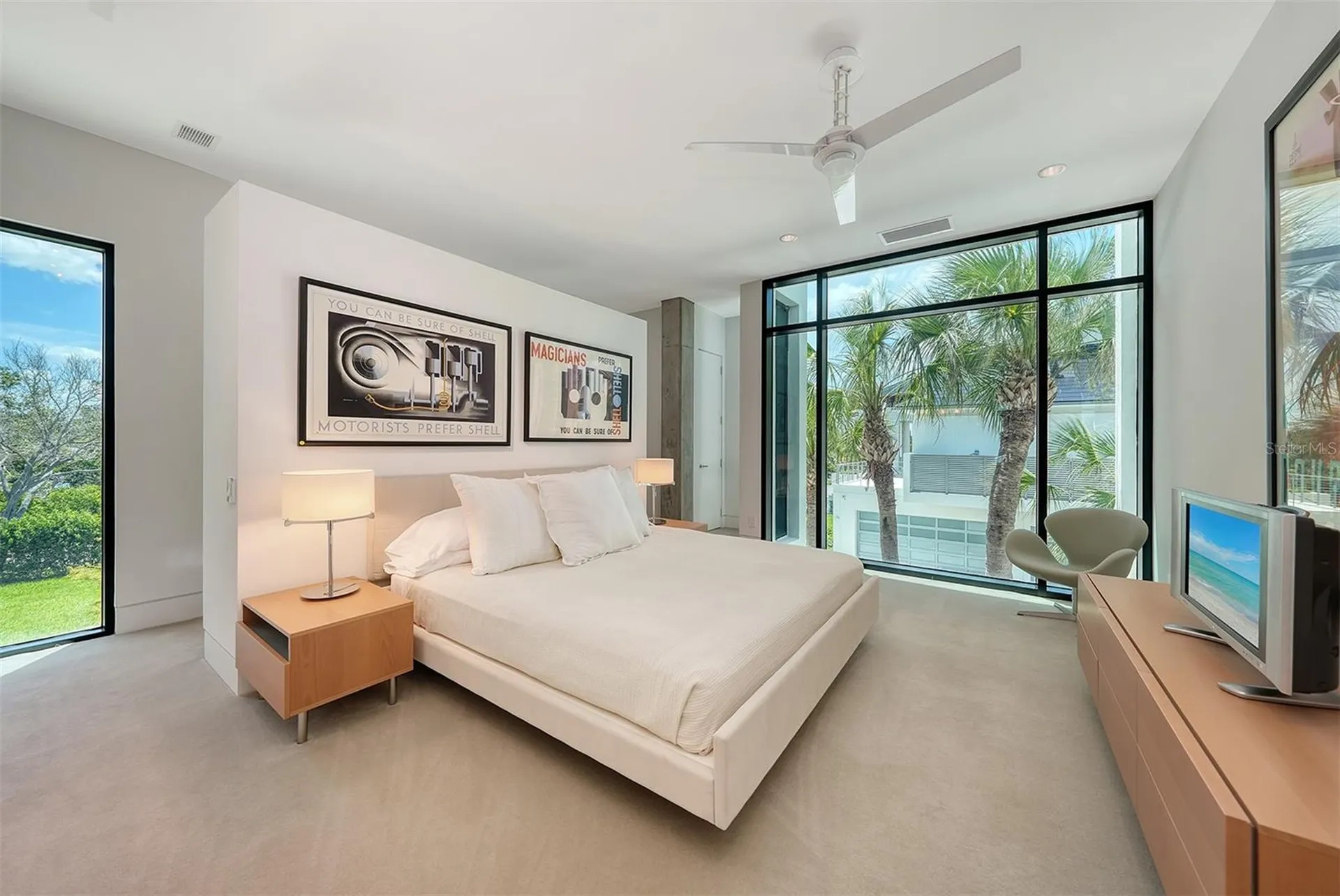 8250 Sanderling Road Sarasota FL 34242