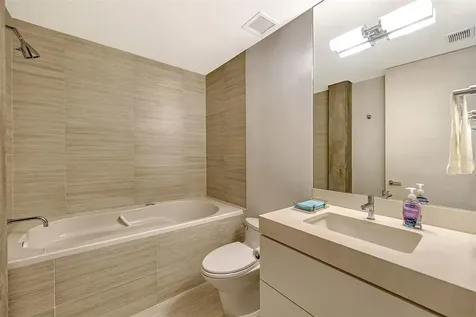 8250 Sanderling Road Sarasota FL 34242