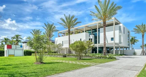 8250 Sanderling Road Sarasota FL 34242