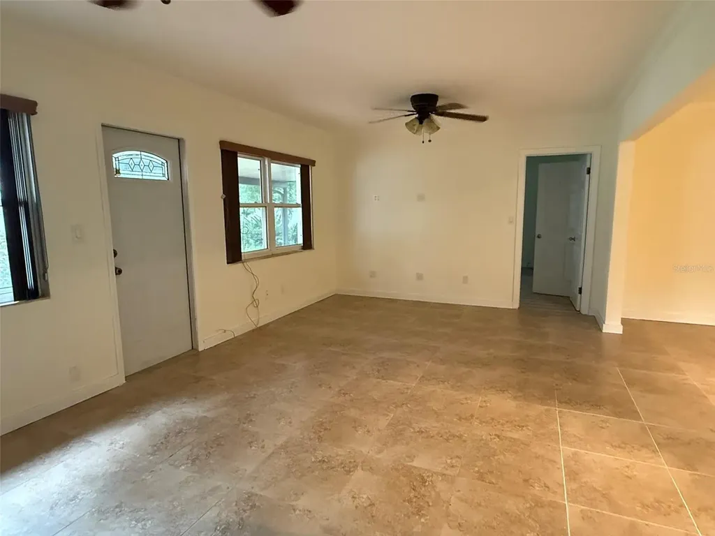 215 S West Shore Boulevard Tampa FL 33609