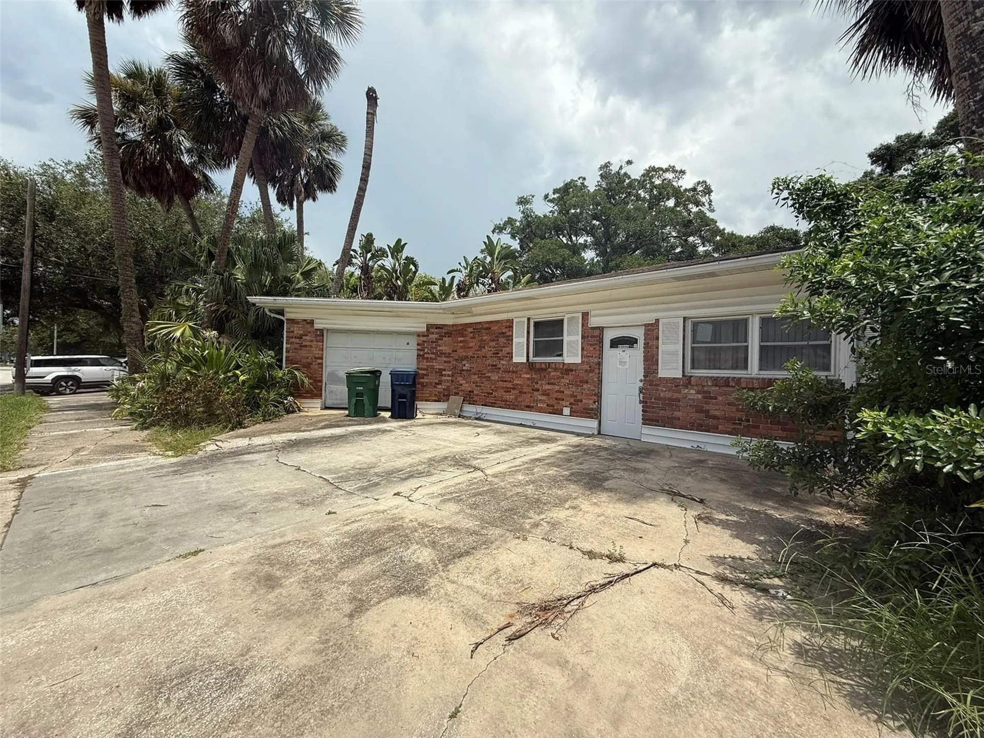215 S West Shore Boulevard Tampa FL 33609