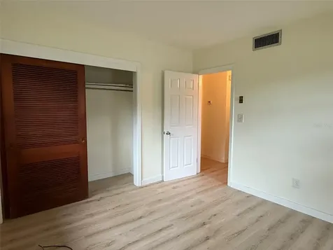 215 S West Shore Boulevard Tampa FL 33609
