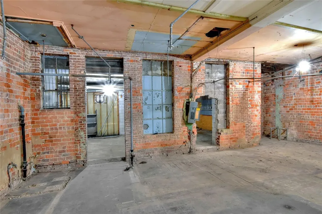 206 Pilaklakaha Avenue Auburndale FL 33823