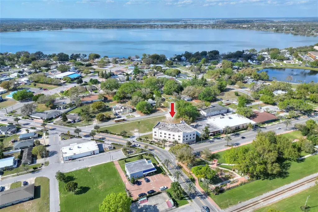 206 Pilaklakaha Avenue Auburndale FL 33823