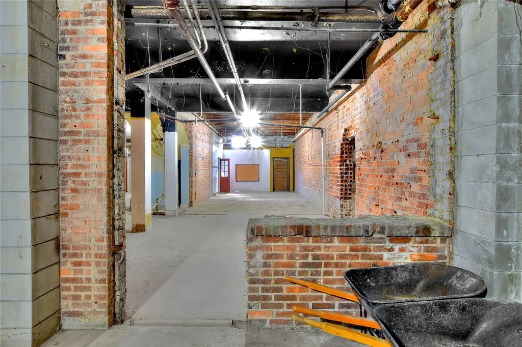 206 Pilaklakaha Avenue Auburndale FL 33823