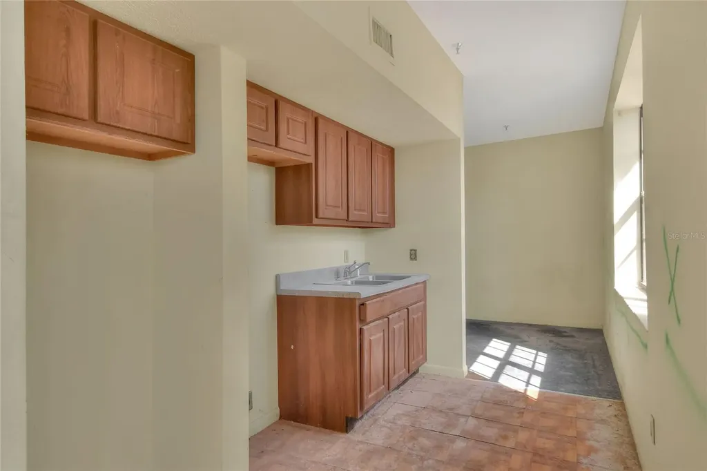 206 Pilaklakaha Avenue Auburndale FL 33823