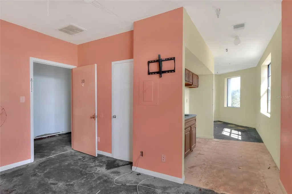 206 Pilaklakaha Avenue Auburndale FL 33823