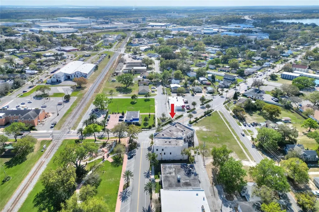 206 Pilaklakaha Avenue Auburndale FL 33823