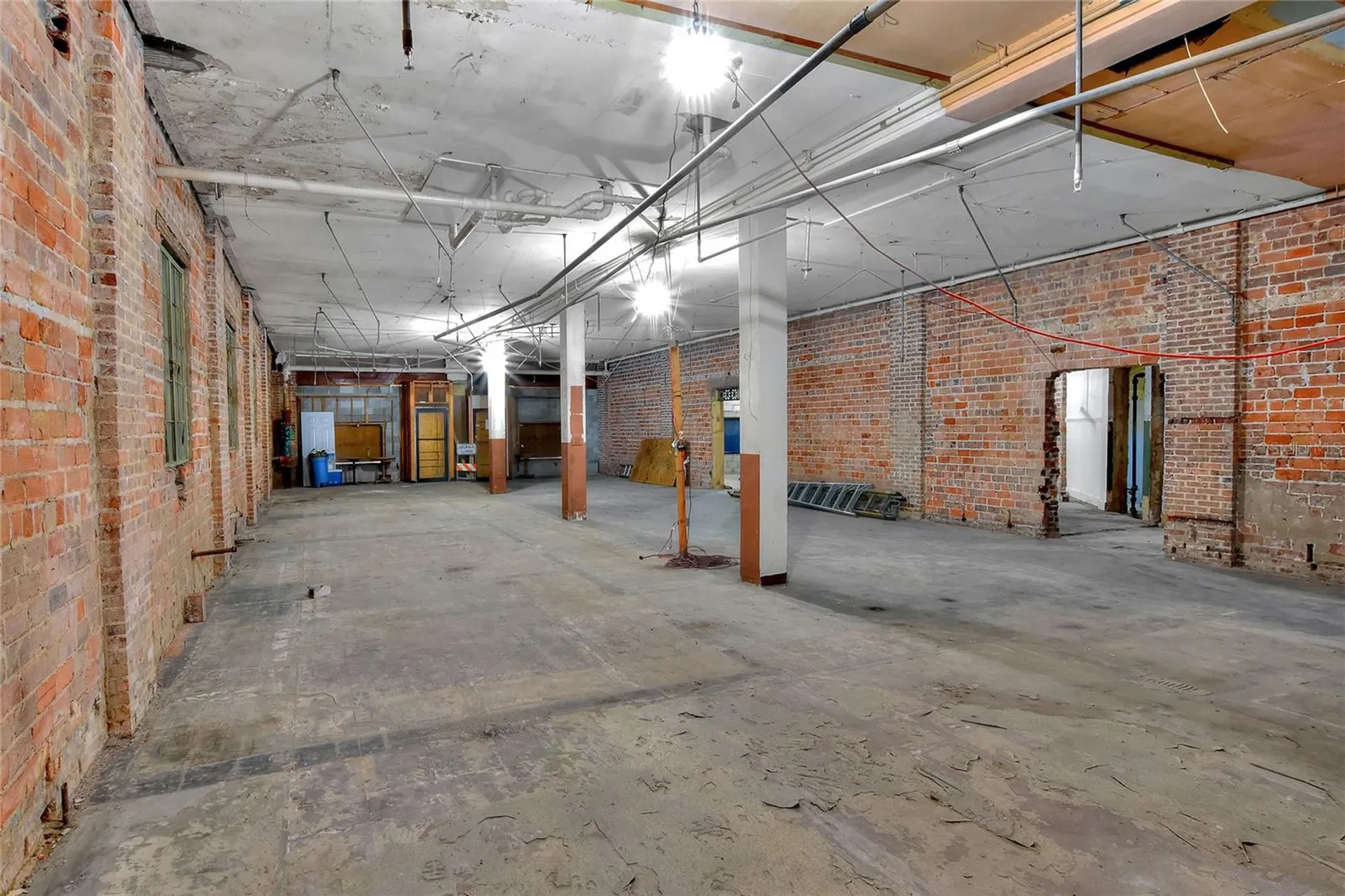 206 Pilaklakaha Avenue Auburndale FL 33823