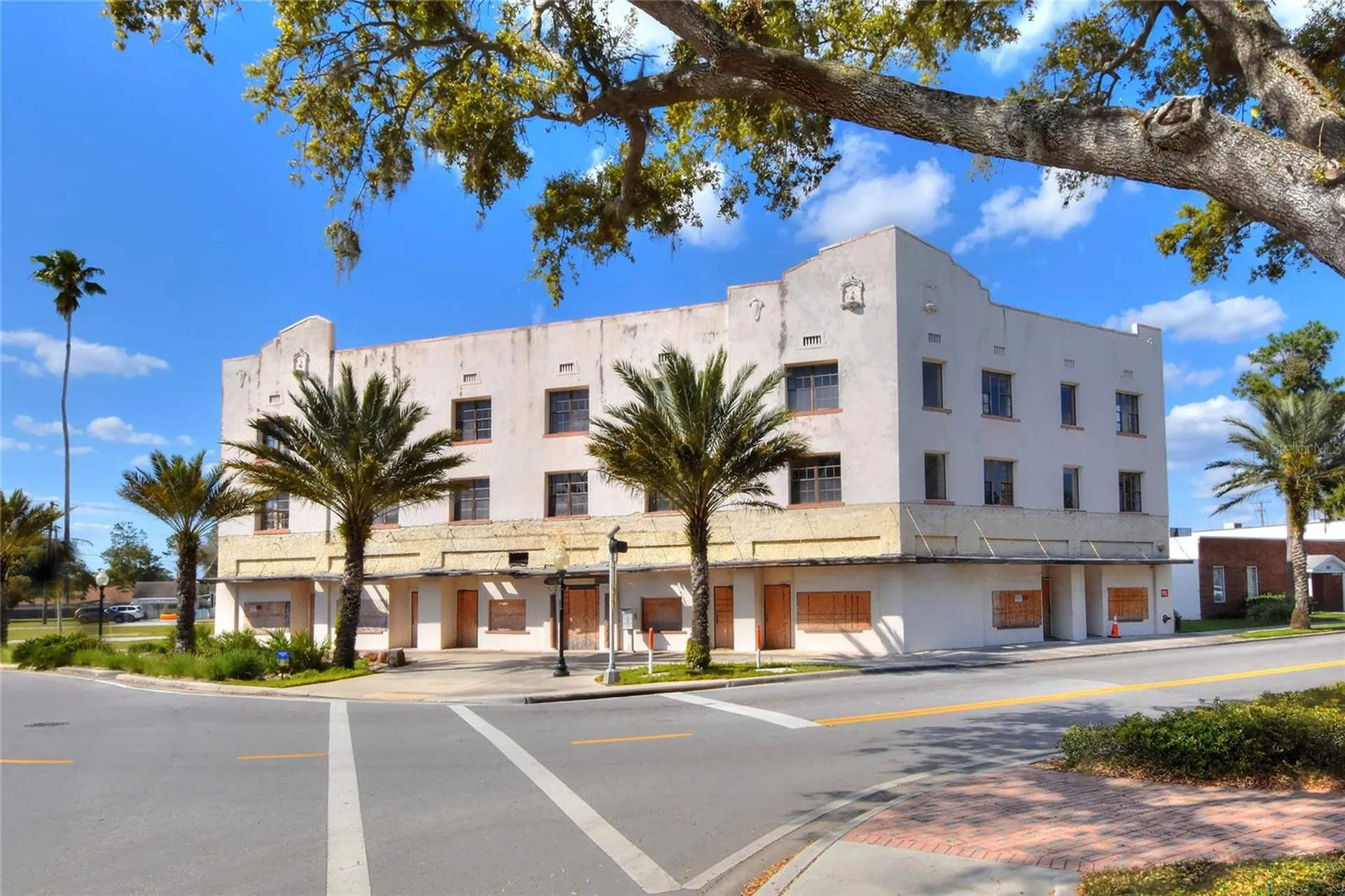 206 Pilaklakaha Avenue Auburndale FL 33823