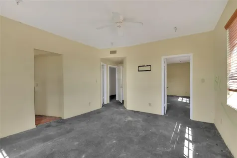 206 Pilaklakaha Avenue Auburndale FL 33823
