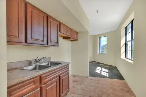 206 Pilaklakaha Avenue Auburndale FL 33823