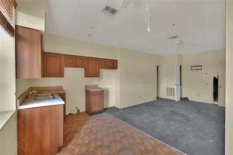 206 Pilaklakaha Avenue Auburndale FL 33823