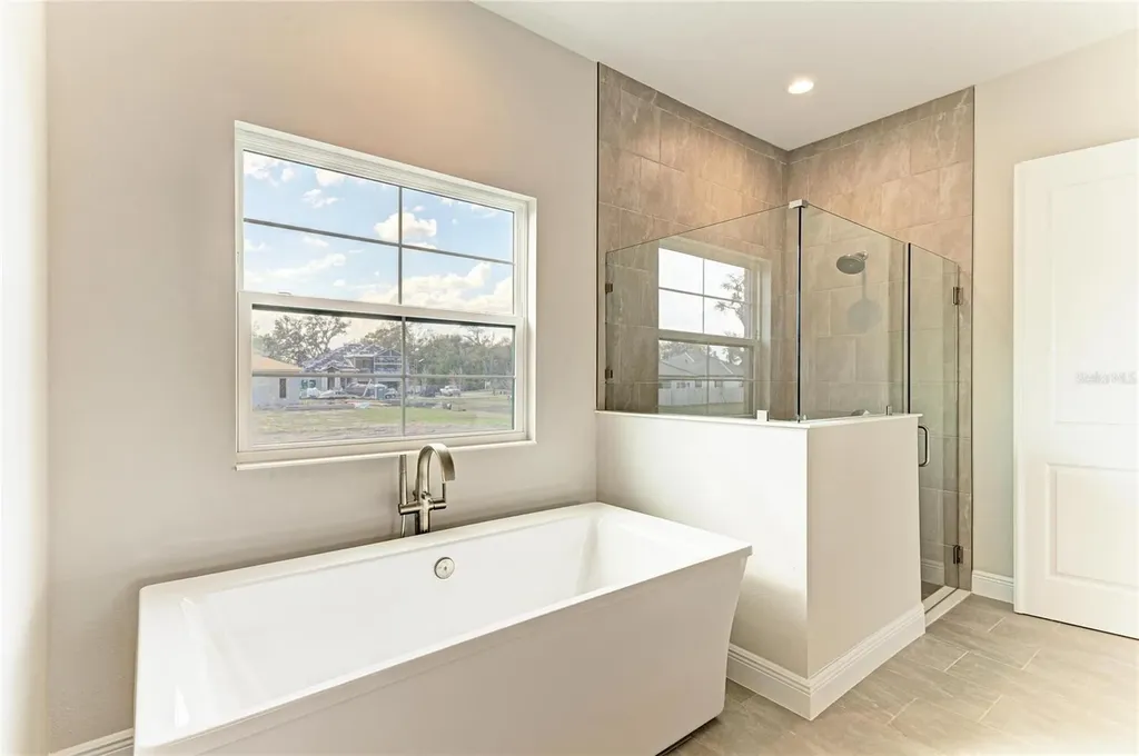 4624 Cedar Fog Ct Drive Valrico FL 33596