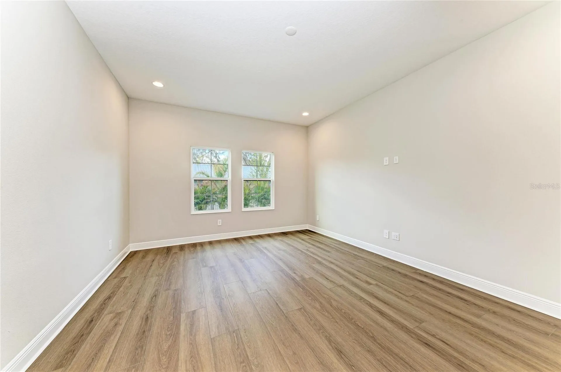4624 Cedar Fog Ct Drive Valrico FL 33596
