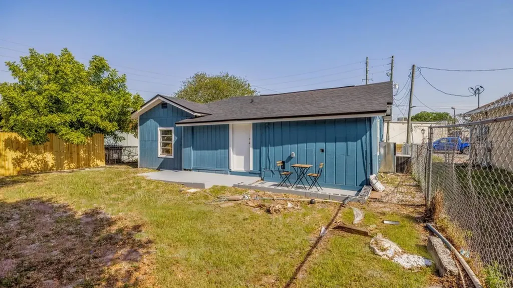 7508 Carolyn Avenue Orlando FL 32807
