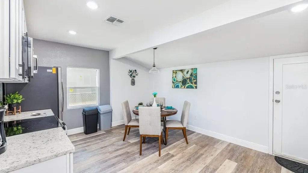 7508 Carolyn Avenue Orlando FL 32807