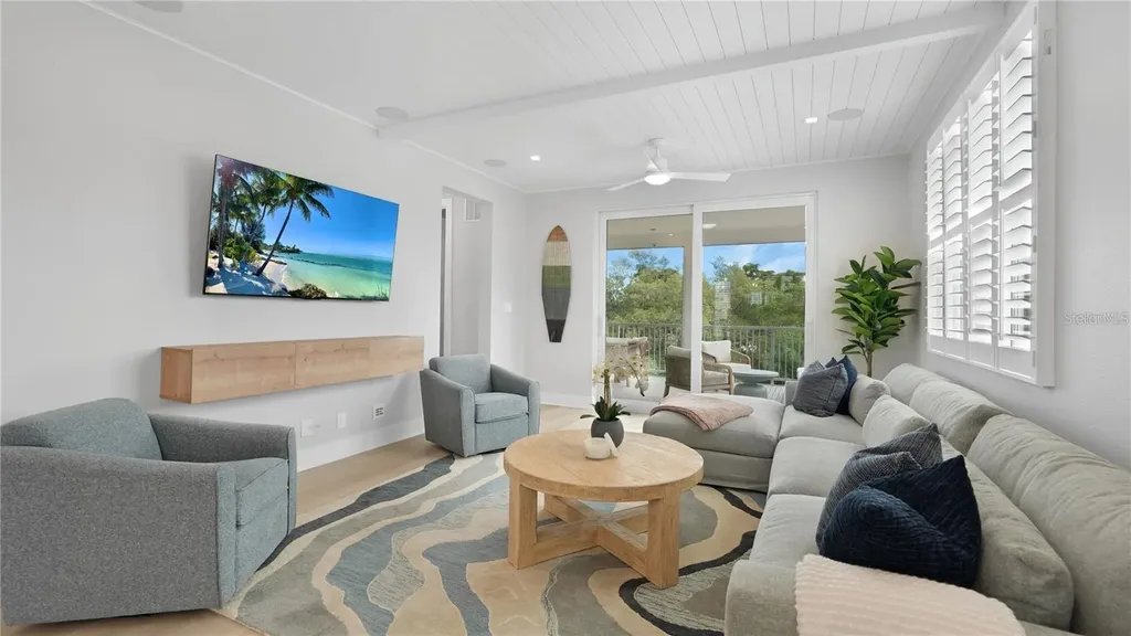 111 4th Street S Bradenton Beach FL 34217