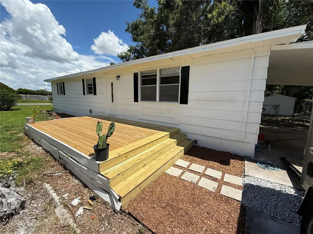 801 Monroe Street Plant City FL 33563