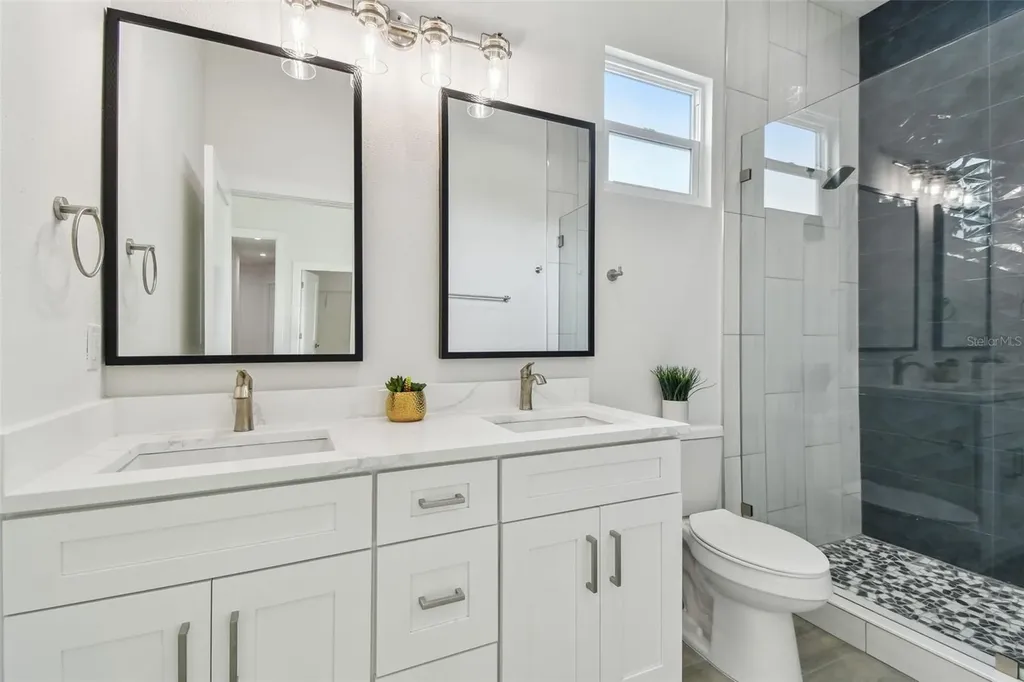 3455 17th Avenue S St Petersburg FL 33711