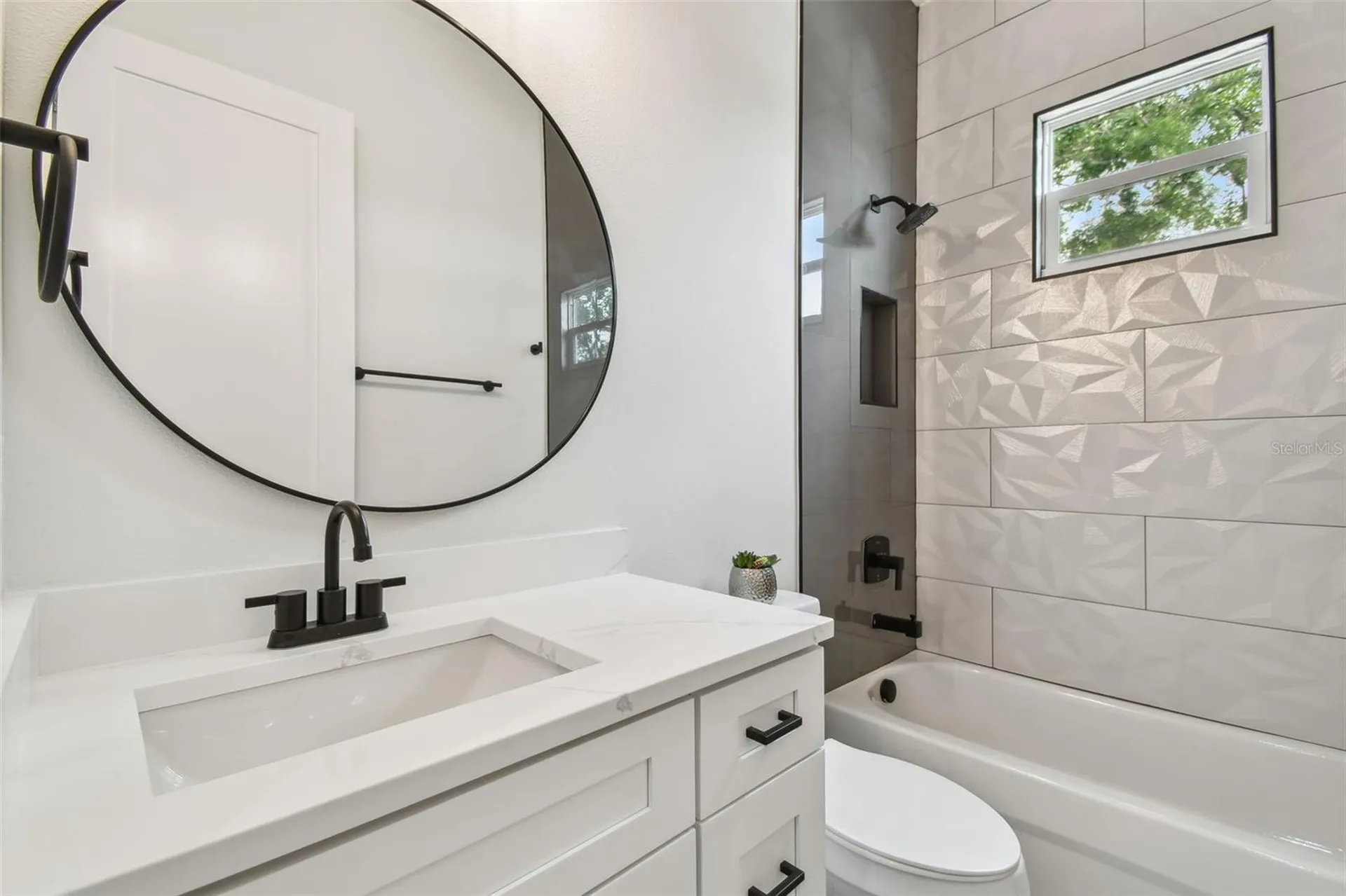 3455 17th Avenue S St Petersburg FL 33711