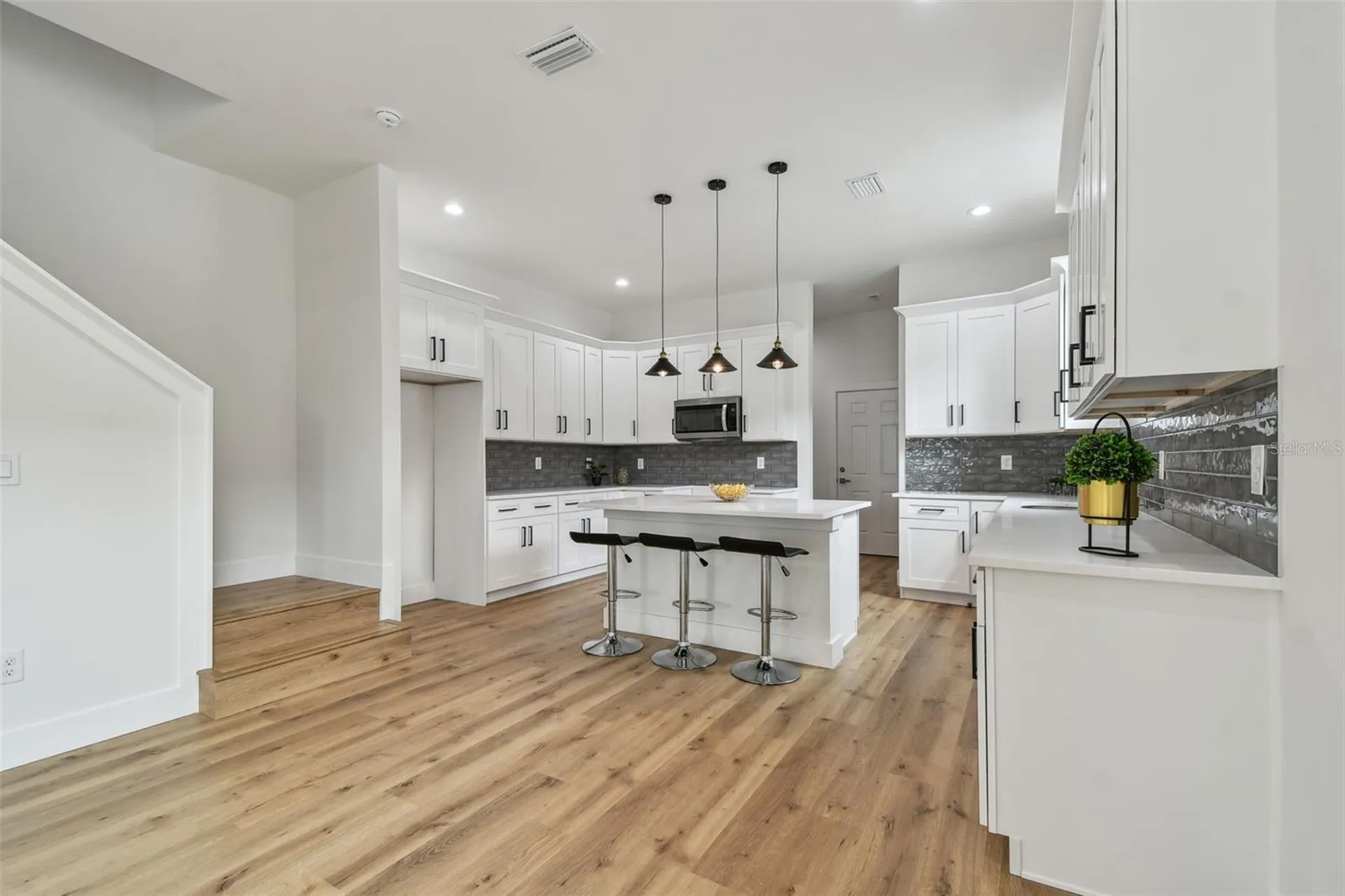 3455 17th Avenue S St Petersburg FL 33711