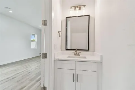 3455 17th Avenue S St Petersburg FL 33711