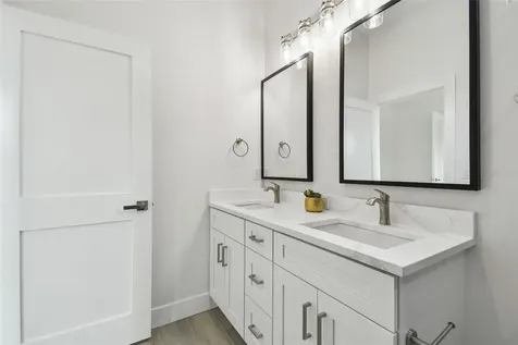 3455 17th Avenue S St Petersburg FL 33711