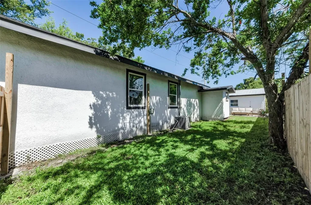 1202 E 32nd Avenue Tampa FL 33603