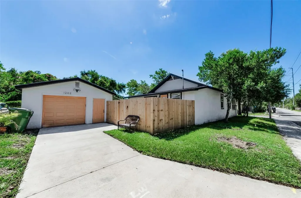1202 E 32nd Avenue Tampa FL 33603